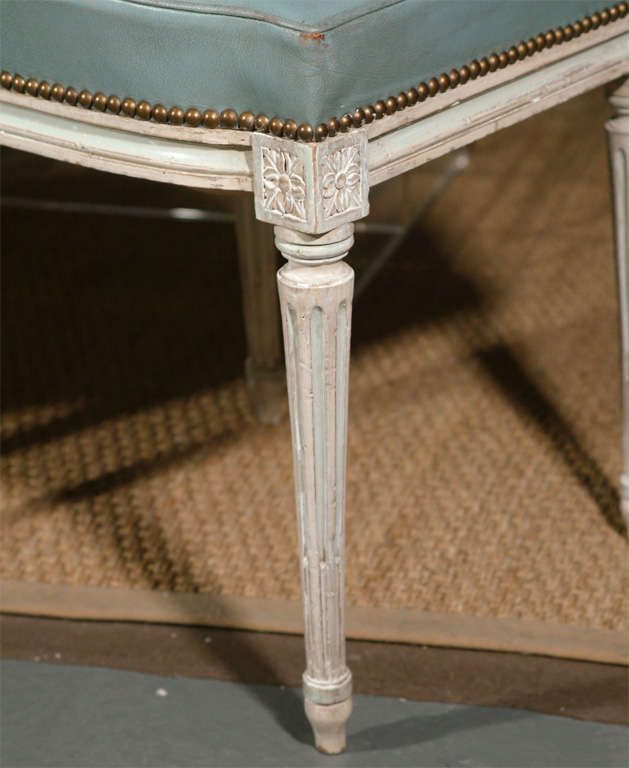 20th Century A Pair Of Louis XVI Style Dining Chairs